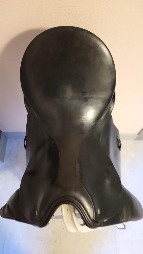 Lederen dressuurzadel Passier, Dieren en Toebehoren, Paarden en Pony's | Zadels, Gebruikt, Dressuur, Ophalen