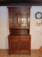 Antieke kast met glas in lood deuren., Ophalen