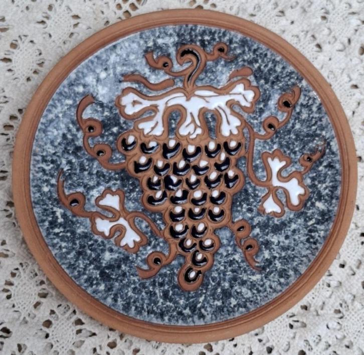 Klein vintage Grieks wandbordje, druiventros, Bonis Original, Antiek en Kunst, Curiosa en Brocante, Ophalen of Verzenden