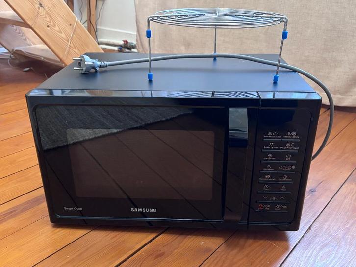 SAMSUNG - Micro-ondes - combiné / four, Electroménager, Micro-ondes, Utilisé, À Poser, 45 à 60 cm, Gril, Air chaud, Four, Plaque tournante