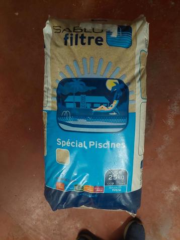 Filtre à sable pour filtre de piscine disponible aux enchères