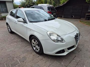 Alfa Romeo Giulietta 1.6JTD Zeer proper en goed onderhouden beschikbaar voor biedingen