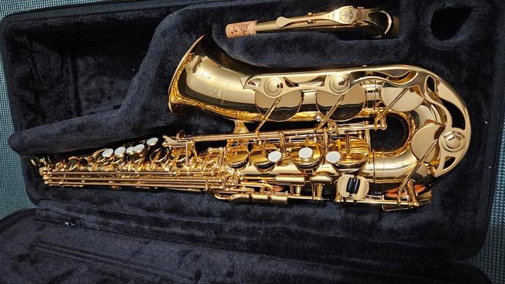 Yamaha yas 280 saxofoon, Muziek en Instrumenten, Blaasinstrumenten | Saxofoons, Zo goed als nieuw, Alt, Met koffer, Ophalen