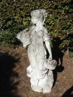 Bloemenmeisje 130cm., Ophalen, Gebruikt, Beton