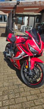 Honda cbr 650r A 2020 showroom staat, Particulier