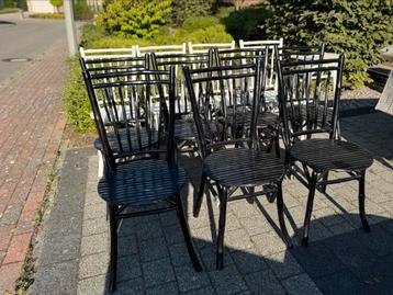 Set van 16 Aziatische bamboestoelen - Zeer goede staat beschikbaar voor biedingen