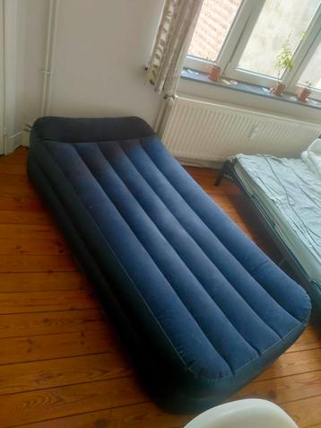 INTEX opblaasbaar eenpersoonsmatras beschikbaar voor biedingen