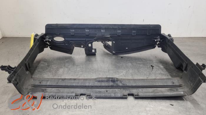 Luchtgeleider van een Renault Trafic, Auto-onderdelen, Motor en Toebehoren, Renault, Gebruikt, 3 maanden garantie, Ophalen of Verzenden