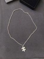 Amor letter M halsketting met hanger, Ophalen of Verzenden, Zo goed als nieuw, Met hanger