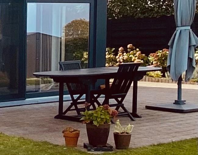 Table en teck et 6 chaises, Jardin & Terrasse, Tables de jardin, Utilisé, Ovale, Bois de teck, Enlèvement