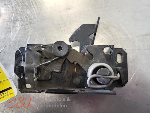 Slotmechaniek Motorkap van een Mercedes Vito, Auto-onderdelen, Carrosserie, Mercedes-Benz, Gebruikt, 3 maanden garantie, Ophalen of Verzenden