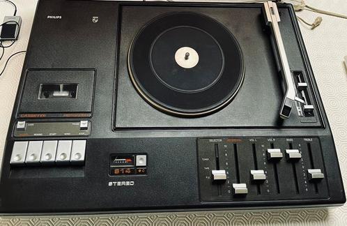 Philips 814 stereo platenspeler met cassette recorder werkt, Audio, Tv en Foto, Platenspelers, Zo goed als nieuw, Platenspeler