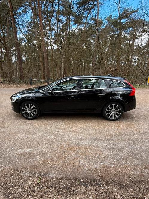 Volvo V60 D6 Twin Engine 288pk Geartronic AWD Plug In Hybrid, Auto's, Volvo, Particulier, V60, Hybride Elektrisch/Diesel, Euro 6