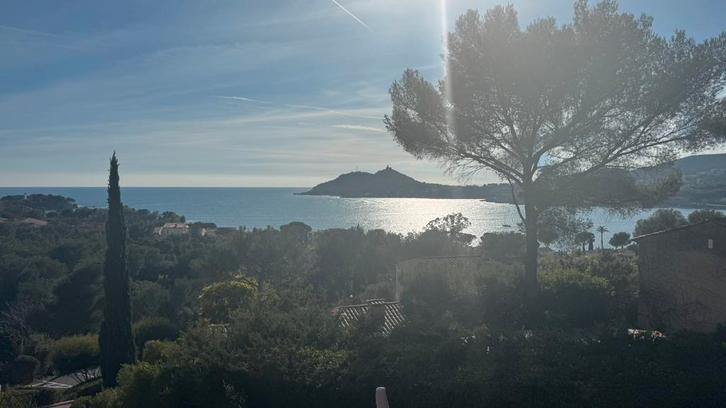 Prachtig uitzicht op zee Côte d'Azur St Raphaël, Immo, Buitenland, Frankrijk