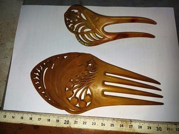  Art Deco haarkammen van 1/2 tube hoorn uit 1920 beschikbaar voor biedingen