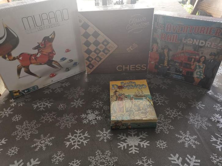Set bordspellen., Hobby en Vrije tijd, Gezelschapsspellen | Kaartspellen, Nieuw, Ophalen of Verzenden