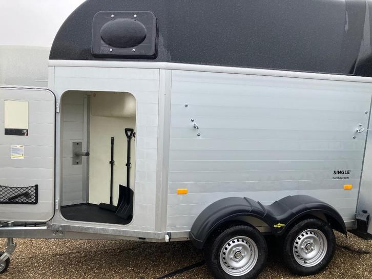 Gebruikte & Demo & Stock aanbiedingen, Dieren en Toebehoren, Paarden en Pony's | Trailers en Aanhangwagens, Zo goed als nieuw