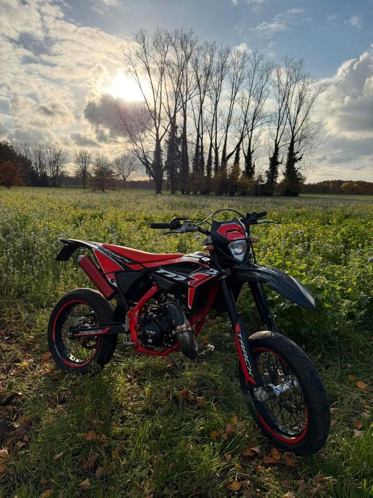 Beta rr50 track 2025, Fietsen en Brommers, Brommers | Derbi, Zo goed als nieuw, Ophalen