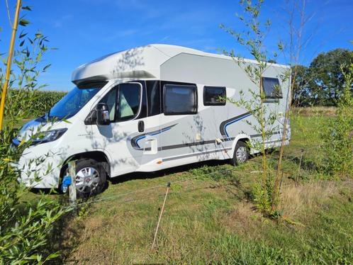 Chauson camper met queensbed, zeer weinig kilometers!!!!, Caravans en Kamperen, Mobilhomes, Particulier, tot en met 5, Half-integraal