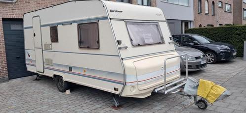 CARAVAN BURSTNER HOLIDAY, Caravans en Kamperen, Caravans, Particulier, tot en met 4, 750 - 1000 kg, Standaardzit, Bürstner, 2 aparte bedden