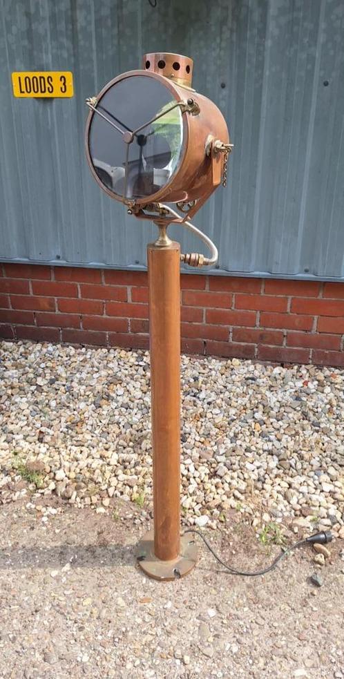 Vintage schijnwerper lamp, scheepslamp van Francis Bolt., Huis en Inrichting, Lampen | Vloerlampen, Gebruikt, 150 tot 200 cm, Glas