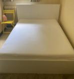Bed MALM 140, Huis en Inrichting, Slaapkamer | Bedden, Ophalen, Wit, Tweepersoons, 140 cm