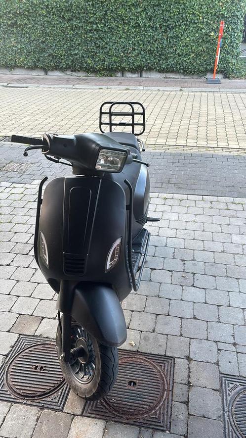 gts toscana, Fietsen en Brommers, Snorfietsen en Snorscooters, Gebruikt, Overige merken, Benzine, Ophalen