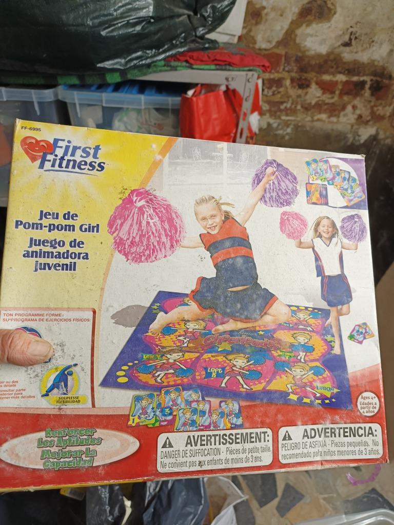 Pompom girl, Enlèvement, Neuf