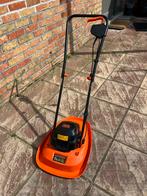 Zweefmaaier black&decker., Tuin en Terras, Grasmaaiers, Black & Decker, Zo goed als nieuw, Zweefmaaier, Ophalen