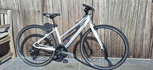 Specialized sirrus damesfiets, Fietsen en Brommers, Fietsen | Dames | Sportfietsen en Toerfietsen, Zo goed als nieuw, Ophalen