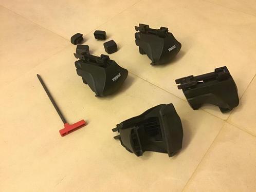 Thule - pieds de barres de toit universelles, Auto diversen, Dakdragers, Nieuw, Ophalen of Verzenden