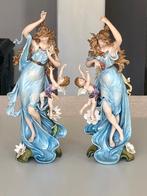 Twee Art Nouveau beeldjes biscuit, Antiek en Kunst, Ophalen of Verzenden