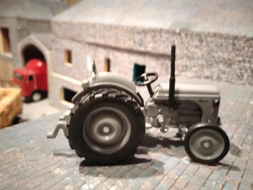 Ferguson TE20 - Siku Classic, Hobby & Loisirs créatifs, Voitures miniatures | 1:32, Comme neuf, Tracteur et Agriculture, SIKU