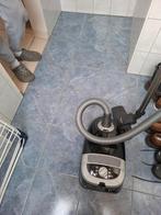 Miele stofzuiger, Ophalen, Gebruikt, Stofzak, Stofzuiger