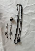 Ketting /oorringen / ring, Ophalen, Zo goed als nieuw
