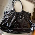 Salvatore Ferragamo zwarte lak Vintage schouder tas Celtico, Handtassen en Accessoires, Tassen | Damestassen, Ophalen of Verzenden