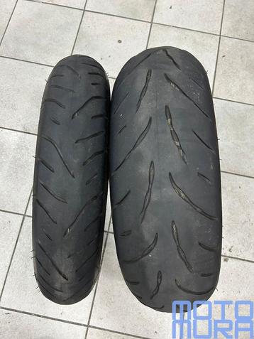 Gebruikte Bridgestone T32 bandenset 120/70ZR17 180/55ZR17 ac beschikbaar voor biedingen