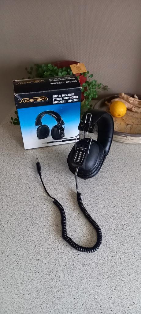 Supertech DH-209 hoofdtelefoon in doos., Audio, Tv en Foto, Hoofdtelefoons, Zo goed als nieuw, Over oor (circumaural), Overige merken