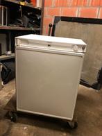 Aborptie koelkast Dometic RF62KF 12v/230v/gas, Elektronische apparatuur, Koelkasten en IJskasten, Ophalen, Zo goed als nieuw