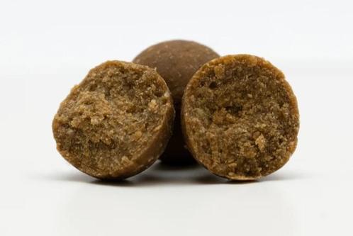 Boilies 15 of 20 mm per 5 kg, boilie dips & pop ups, Watersport en Boten, Hengelsport | Karpervissen, Nieuw, Ophalen