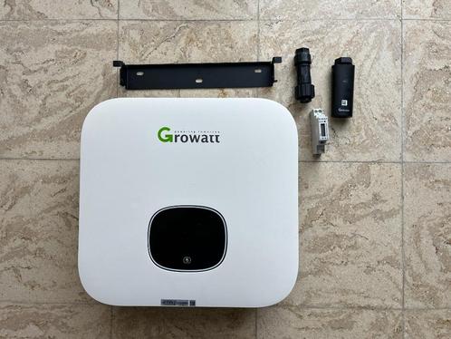 Omvormer Growatt MIN3000TL-XE, Doe-het-zelf en Bouw, Zonnepanelen en Toebehoren, Gebruikt, Ophalen