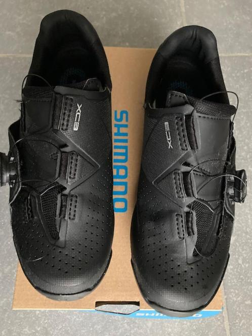Shimano SH-XC300 MTB Fietsschoenen – zwart MAAT 38, Fietsen en Brommers, Fietsaccessoires | Fietskleding, Zo goed als nieuw, Schoenen