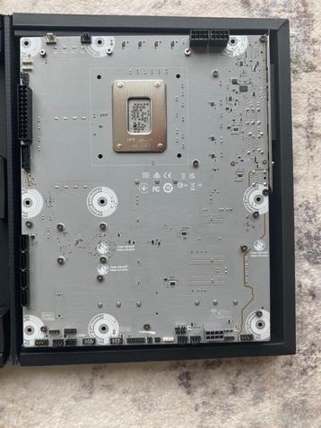 MSI Pro Z890-S WiFi PZ moederbord. beschikbaar voor biedingen