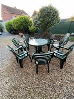 8 groene tuinstoelen (Curver) + ronde tafel, Jardin & Terrasse, Chaises de jardin, Comme neuf, Synthétique, Empilable, Enlèvement