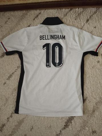 Voetbal t-shirts per stuk 10€ euro(MOET SNEL WEG) beschikbaar voor biedingen