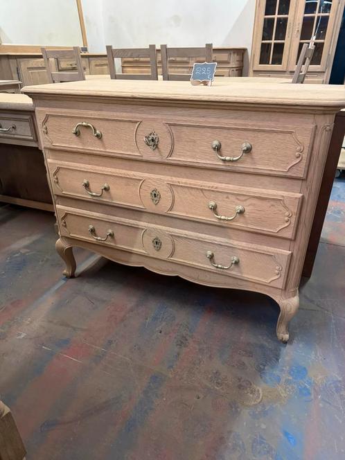 AEROGUMMED eikenhouten dressoir, Huis en Inrichting, Woonaccessoires | Wandplanken en Boekenplanken, Ophalen