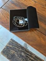 4 armbanden, Handtassen en Accessoires, Armbanden, Ophalen of Verzenden, Zo goed als nieuw, Elastiek