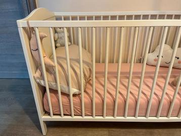 Lit bébé  beschikbaar voor biedingen