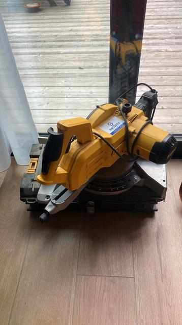 Afkort/verstekzaag DeWALT DWS727 DWS727-QS beschikbaar voor biedingen