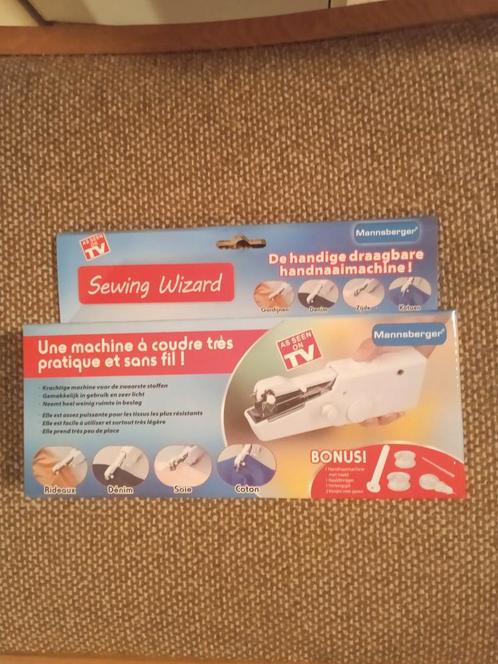 Mannsberger Draagbare Handnaaimachine, Hobby en Vrije tijd, Naaimachines en Toebehoren, Nieuw, Ophalen